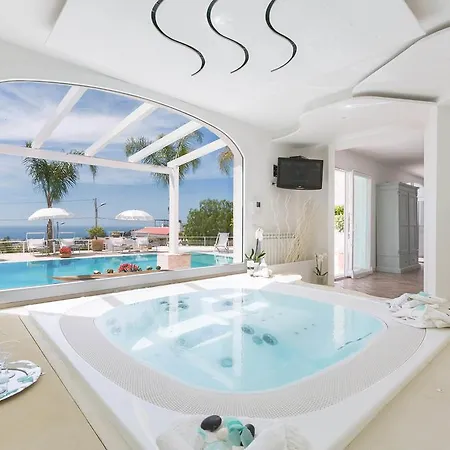 Soleluna Villa *